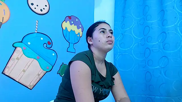 Snapshot of sweetfantacies18 chatting on March 21, 2025, 1:02 am sweetfantacies18 online show from March 21, 2025, 1:02 am