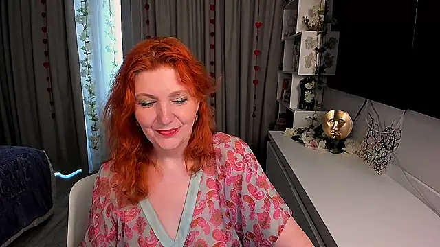 Fire-Fox-One online show from September 28, 2025, 7:36 am