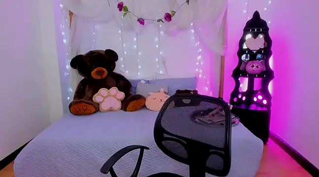 Camillesanto online show from January 11, 2025, 9:15 pm