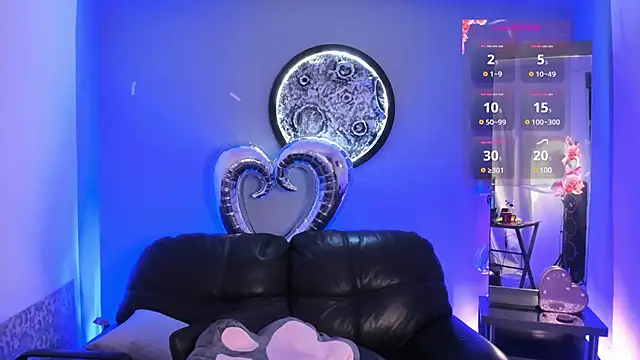 Camillesanto online show from February 13, 2025, 1:40 am