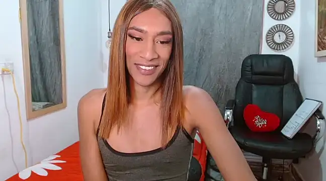 Snapshot of Dannacamilsaenz chatting on January 6, 2025, 1:52 pm Dannacamilsaenz online show from January 6, 2025, 1:52 pm