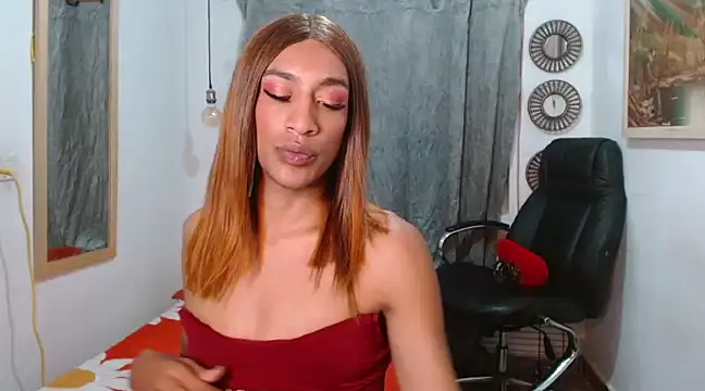 Snapshot of Dannacamilsaenz chatting on January 10, 2025, 11:43 am Dannacamilsaenz online show from January 10, 2025, 11:43 am