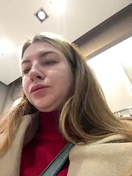 MayaMystic online show from December 24, 2024, 3:05 pm