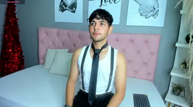 Samir bear online show from December 24, 2024, 1:06 pm