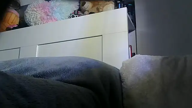 teek1234 1 online show from November 12, 2025, 5:08 am