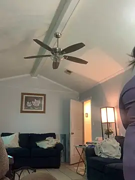 Snapshot of sweethoneypussi chatting on October 31, 2025, 5:30 am sweethoneypussi online show from October 31, 2025, 5:30 am