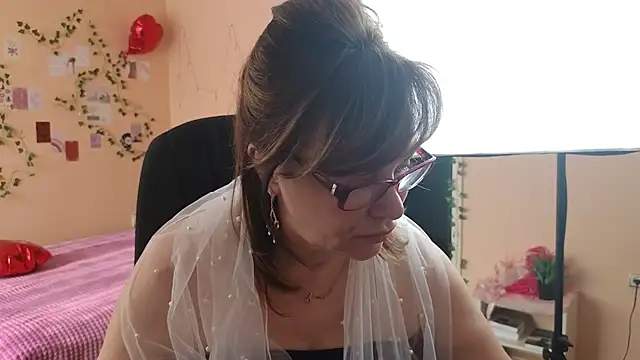 Miss Moren online show from March 16, 2026, 6:17 am