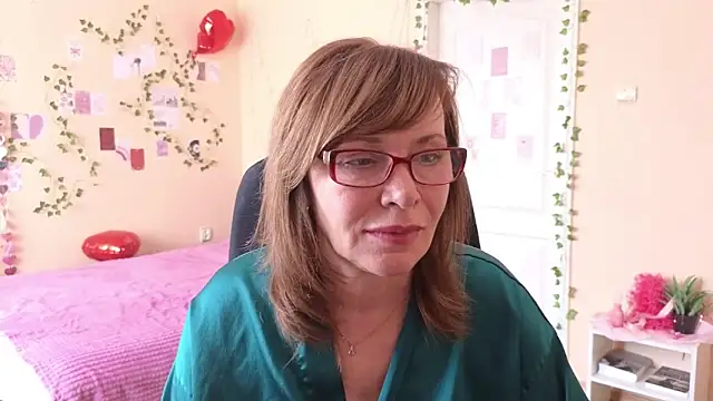 Snapshot of Miss_Moren chatting on March 27, 2026, 7:47 am Miss Moren online show from March 27, 2026, 7:47 am