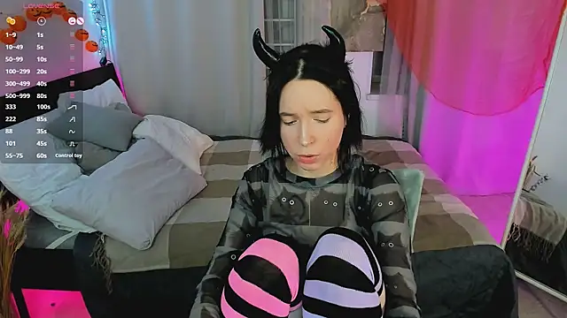 Snapshot of lilithlunna chatting on October 24, 2025, 12:56 pm lilithlunna online show from October 24, 2025, 12:56 pm