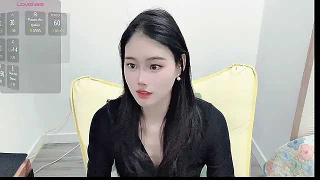 LILI-Baobei online show from January 15, 2025, 2:24 pm