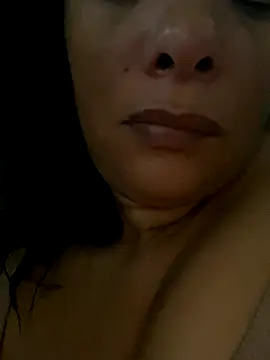 briannaa557 online show from October 13, 2025, 10:48 am