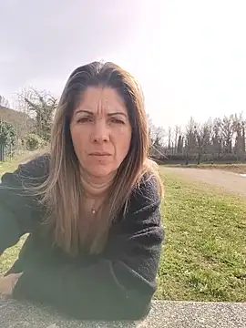 sansan2411 online show from March 6, 2026, 12:12 pm