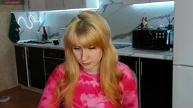 Sweet white chocolate online show from March 4, 2026, 9:04 am