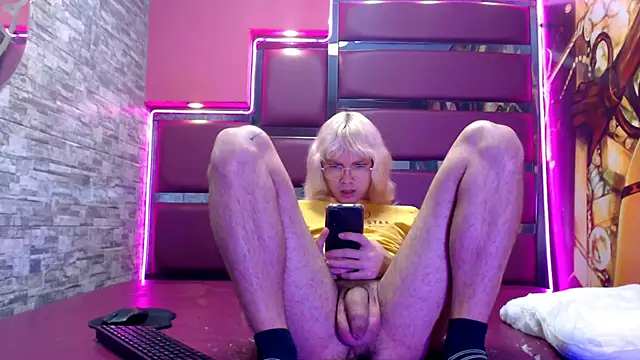 perfectlump online show from October 24, 2025, 2:46 pm