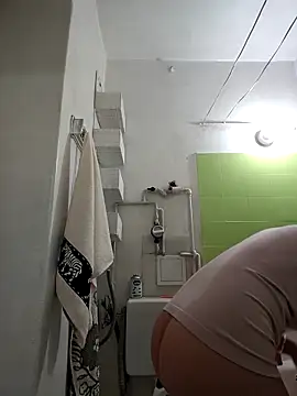 naughty69curls online show from January 14, 2026, 6:46 pm