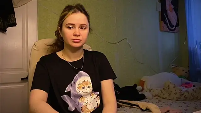 IlonaMurf online show from May 17, 2026, 9:49 am