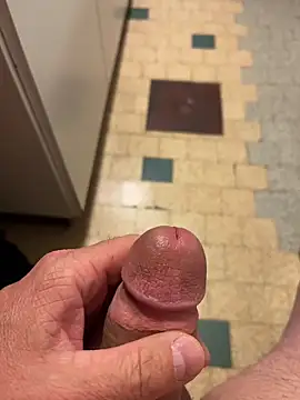 Snapshot of mikiss789 chatting on October 29, 2025, 4:26 am mikiss789 online show from October 29, 2025, 4:26 am