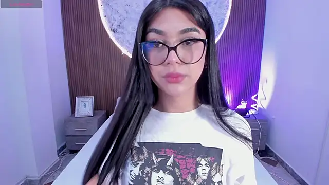 RoseCassie online show from December 20, 2025, 1:18 pm