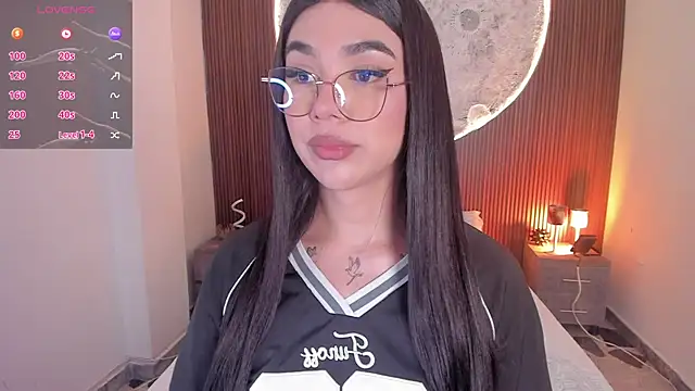 Snapshot of RoseCassie chatting on July 23, 2026, 1:42 pm RoseCassie online show from July 23, 2026, 1:42 pm