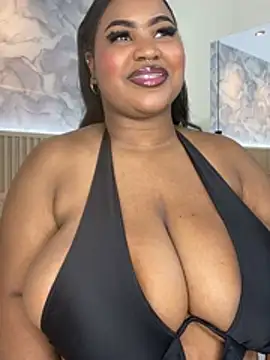 AinaraJimenez online show from June 17, 2026, 8:10 pm
