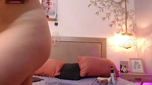 JakyKidman online show from July 28, 2026, 7:39 pm