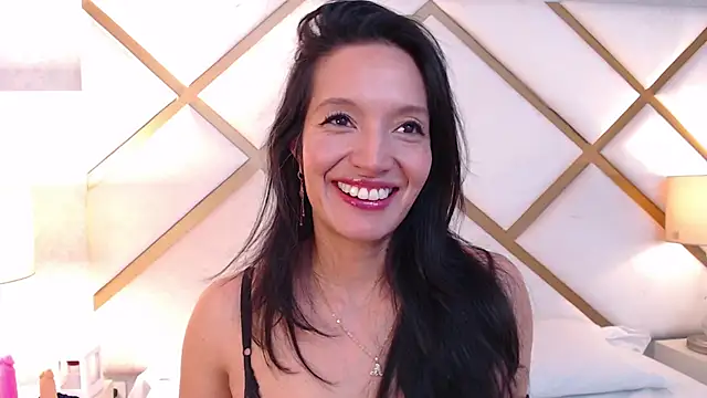 Snapshot of AmyRox_ chatting on January 13, 2025, 11:41 am AmyRox online show from January 13, 2025, 11:41 am