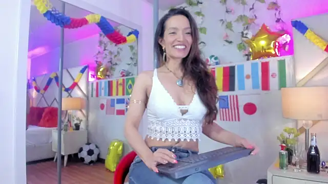 AmyRox  online show from June 15, 2026, 12:07 pm