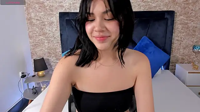 Snapshot of Lily_Woodz chatting on February 8, 2025, 6:55 pm Lily Woodz online show from February 8, 2025, 6:55 pm