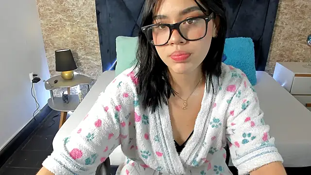 Snapshot of Lily_Woodz chatting on March 13, 2025, 6:45 pm Lily Woodz online show from March 13, 2025, 6:45 pm