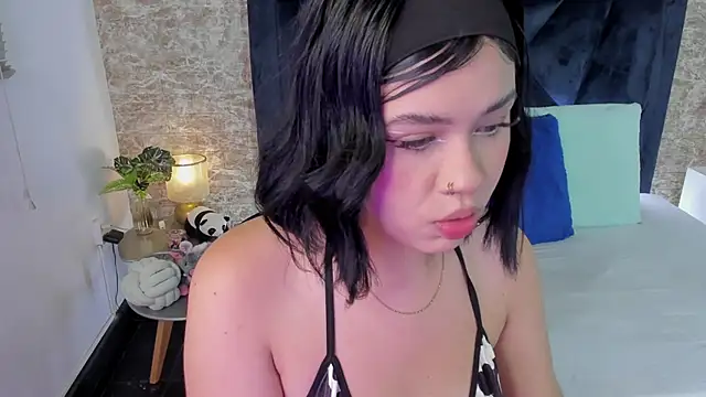 Snapshot of Lily_Woodz chatting on November 22, 2025, 7:13 pm Lily Woodz online show from November 22, 2025, 7:13 pm