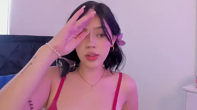 Snapshot of Lily_Woodz chatting on December 15, 2025, 7:29 pm Lily Woodz online show from December 15, 2025, 7:29 pm