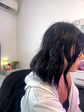 Snapshot of Lily_Woodz chatting on January 12, 2026, 7:08 pm Lily Woodz online show from January 12, 2026, 7:08 pm