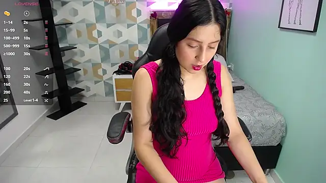 ARYAMORGAN1 online show from March 6, 2025, 12:52 pm