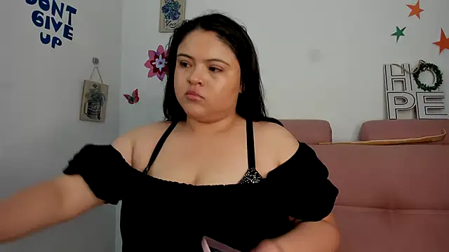 lizzie c online show from July 25, 2026, 9:01 pm
