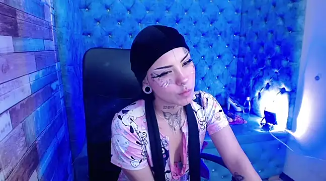 xbabymoonx online show from January 28, 2025, 8:36 pm