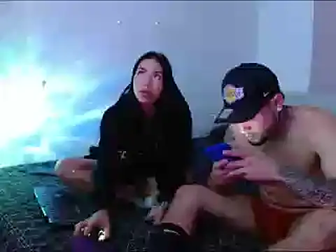 Snapshot of miia-liiam chatting on February 13, 2025, 5:48 am miia-liiam online show from February 13, 2025, 5:48 am