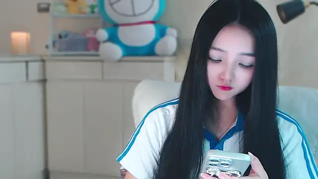 Snapshot of xiao-xiao-D chatting on January 4, 2025, 5:27 am xiao-xiao-D online show from January 4, 2025, 5:27 am