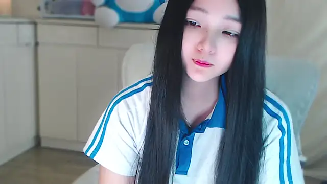 Snapshot of xiao-xiao-D chatting on January 6, 2025, 12:02 pm xiao-xiao-D online show from January 6, 2025, 12:02 pm