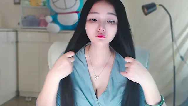 Snapshot of xiao-xiao-D chatting on January 12, 2025, 5:34 am xiao-xiao-D online show from January 12, 2025, 5:34 am