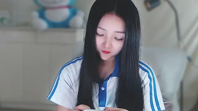 Snapshot of xiao-xiao-D chatting on February 7, 2025, 12:28 pm xiao-xiao-D online show from February 7, 2025, 12:28 pm