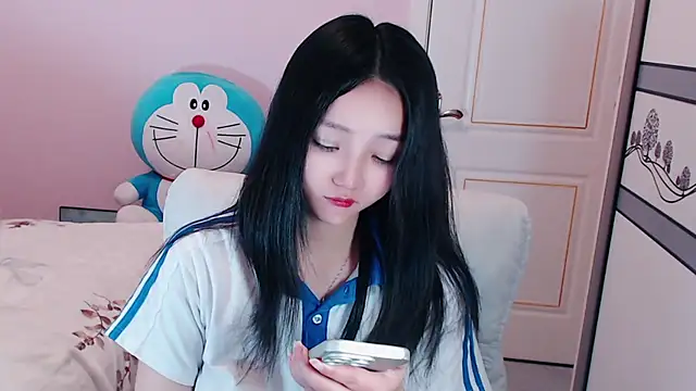 Snapshot of xiao-xiao-D chatting on March 4, 2025, 12:01 pm xiao-xiao-D online show from March 4, 2025, 12:01 pm