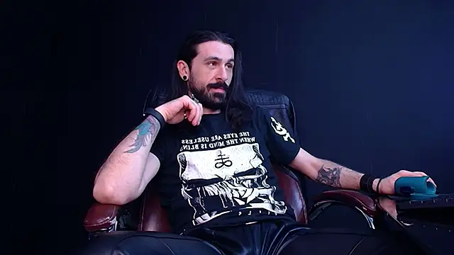 AxelColton online show from November 6, 2025, 11:33 am