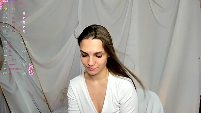 lesi bloom online show from January 31, 2025, 12:29 pm