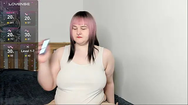 Snapshot of Anna_Nott chatting on October 15, 2025, 6:24 am Anna Nott online show from October 15, 2025, 6:24 am