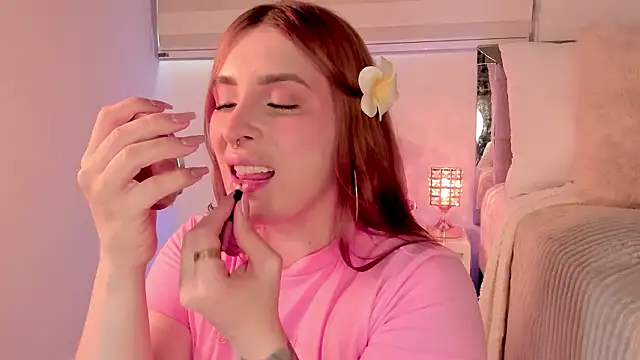 Snapshot of Alissonroses chatting on February 15, 2026, 9:00 pm Alissonroses online show from February 15, 2026, 9:00 pm