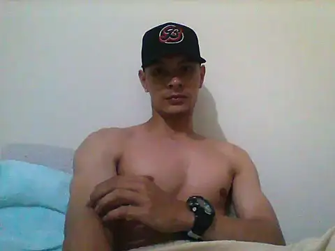 Snapshot of tric09 chatting on December 19, 2024, 1:50 am tric09 online show from December 19, 2024, 1:50 am