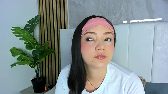 Samantha Good online show from May 16, 2026, 11:42 am