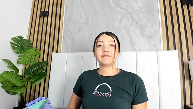 Samantha Good online show from June 25, 2026, 11:48 am