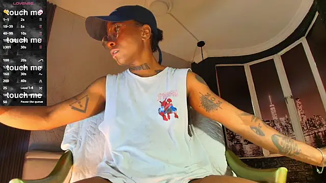 Snapshot of JhonyMiller_ chatting on March 20, 2025, 7:57 pm JhonyMiller  online show from March 20, 2025, 7:57 pm