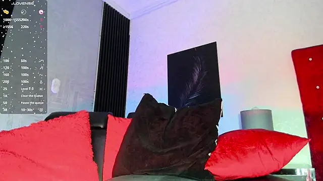 Snapshot of JhonyMiller_ chatting on September 22, 2025, 8:11 pm JhonyMiller  online show from September 22, 2025, 8:11 pm